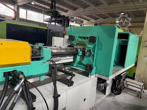 Injection molding machine Arburg 520H 1500-400 e²