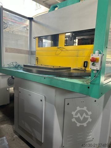 Fröccsöntőgép Arburg 1500T 3200-1300 e²