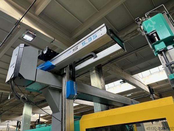 Fröccsöntőgép Arburg 820S 4000-2100/400