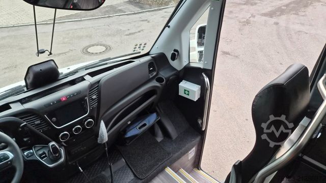 Minibus IVECO 2x Daily 70 Lagerfahrzrug Ferqui Sunrise 2,5 m B