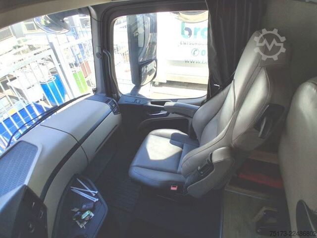 Veewagen MERCEDES-BENZ Actros 25L Böckmann Horses Big Equipe L3.56.26