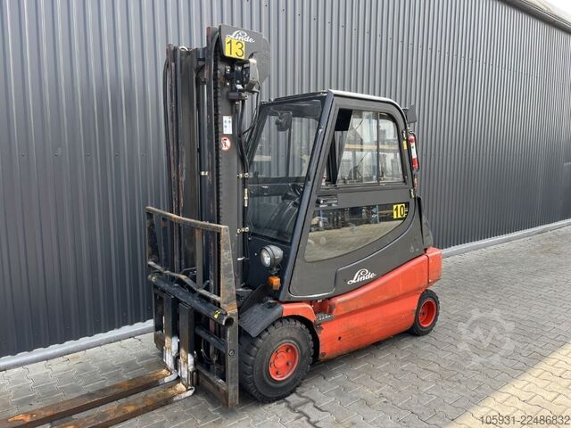 Elektrisk 4 -hjulet gaffeltruck Linde E30-03