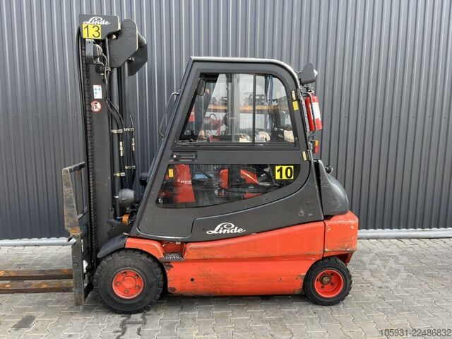 Elektrisk 4 -hjulet gaffeltruck Linde E30-03