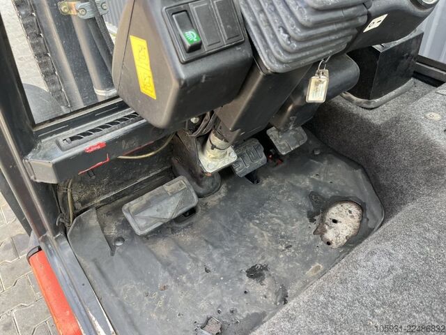 Elektrisk 4 -hjulet gaffeltruck Linde E30-03