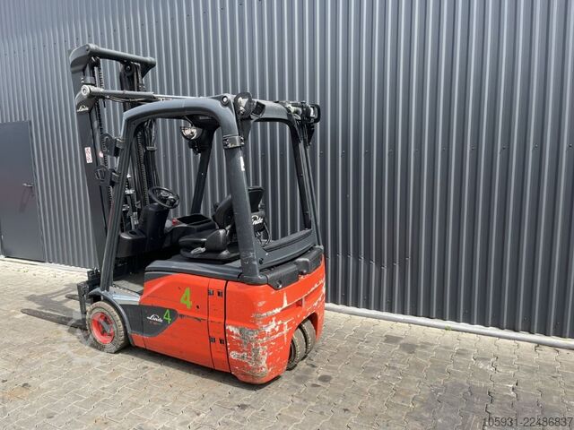 Elektrisk 3 -hjulet gaffeltruck Linde E16-02