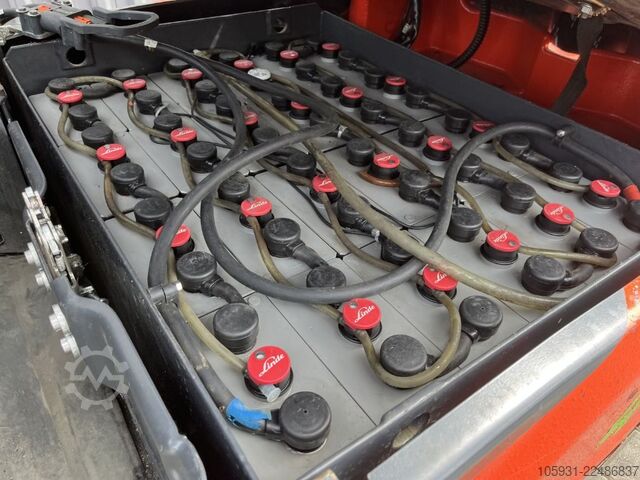 Elektrisk 3 -hjulet gaffeltruck Linde E16-02