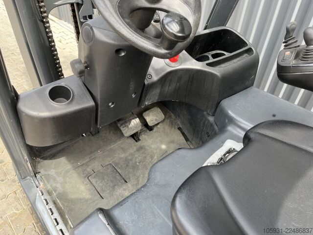 Elektrisk 3 -hjulet gaffeltruck Linde E16-02
