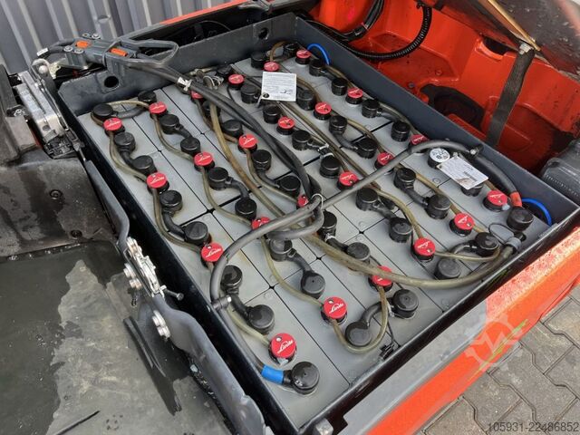 Elektrisk 3 -hjulet gaffeltruck Linde E16-02