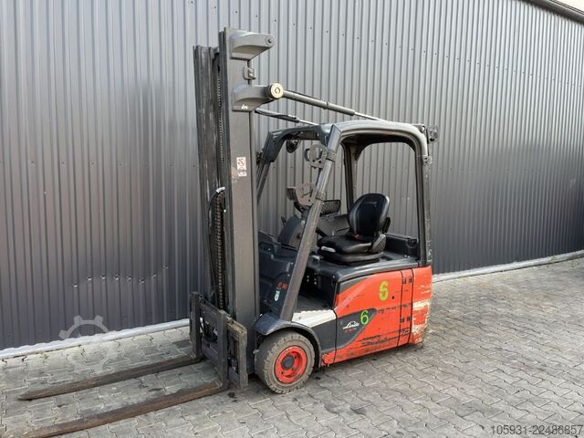Elektrisk 3 -hjulet gaffeltruck Linde E16-02