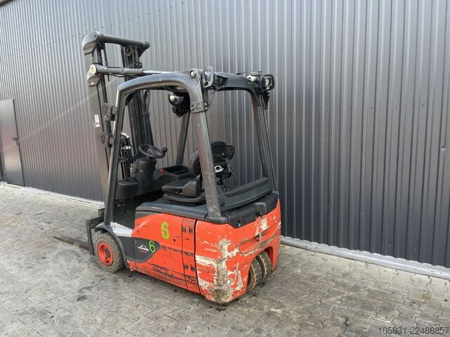 Elektrisk 3 -hjulet gaffeltruck Linde E16-02