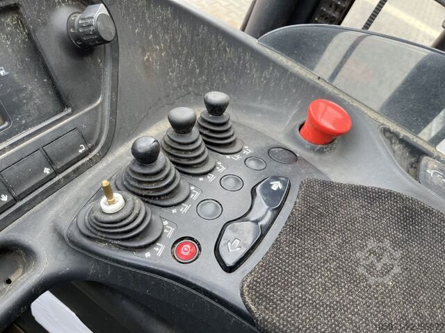 Reach truck Linde R12B-01