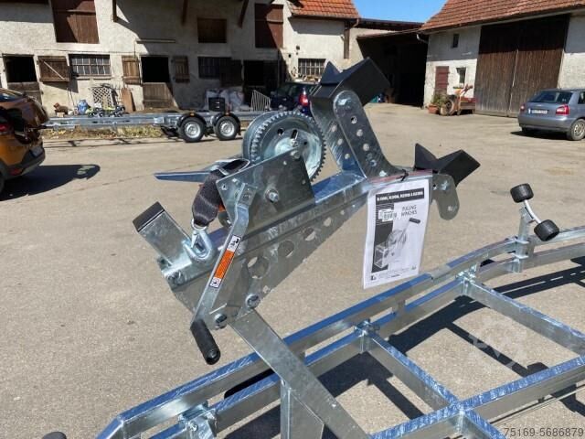 Båttrailer Brenderup Brenderup Premium Bootsanhänger 242500TB SR mit Superrollen, 2,5 to. 7,2m/ 24 Fuß