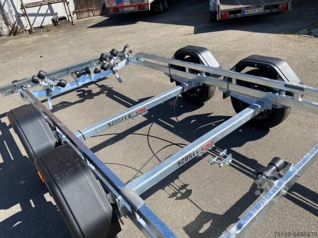 Båttrailer Brenderup Brenderup Premium Bootsanhänger 242500TB SR mit Superrollen, 2,5 to. 7,2m/ 24 Fuß