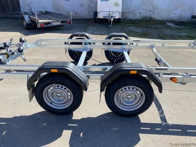 Båttrailer Brenderup Brenderup Premium Bootsanhänger 242500TB SR mit Superrollen, 2,5 to. 7,2m/ 24 Fuß