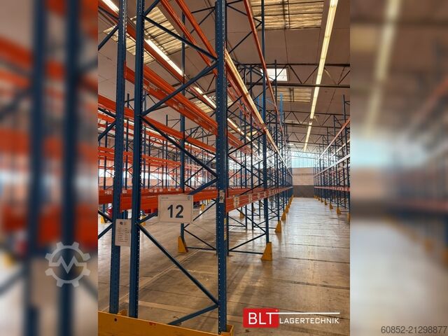 Heavy-duty industrial shelving ca. 33,3 lfm Stow Palettenregale H:700cm 3200 kg Fachlast Boden +3 , Hochregale