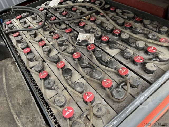 Elektrisk 4 -hjulet gaffeltruck Linde E25-01