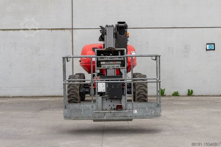 Plate-forme de travail télescopique articulée Manitou 180 ATJ