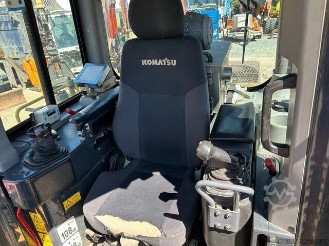 Vejtromle KOMATSU D 65 PX - 18 **Ketten und Laufwerk NEU**