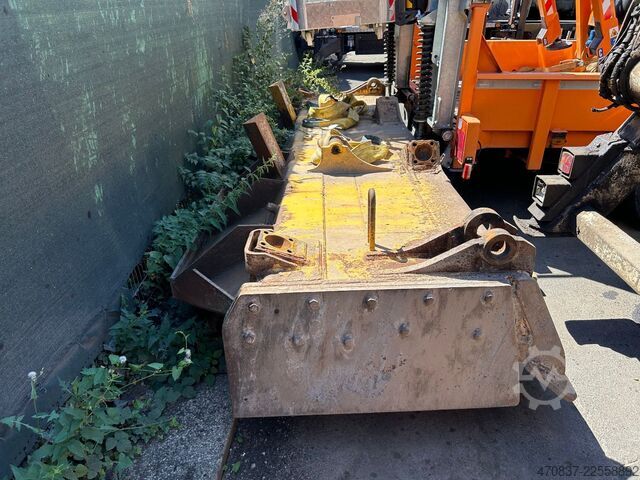 Vejtromle KOMATSU D 65 PX - 18 **Ketten und Laufwerk NEU**