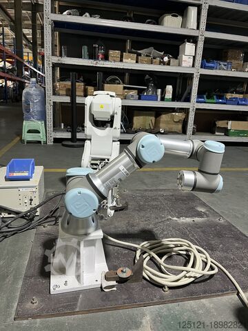 Industrijski robot Universal Robots UR3