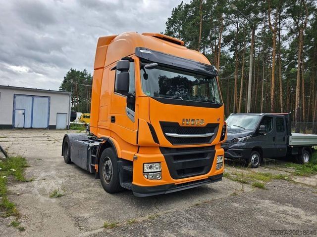 Standard trækkerunit IVECO 460, Retarder, voll durchrepariert