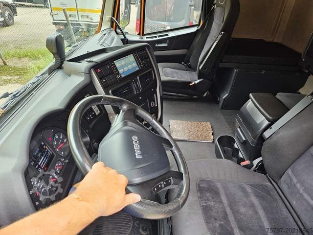 Standard trækkerunit IVECO 460, Retarder, voll durchrepariert