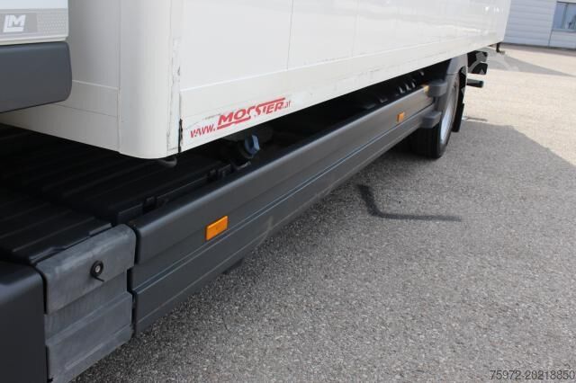 Kutu kamyonu Mercedes-Benz Atego 1224L Möbelkoffer