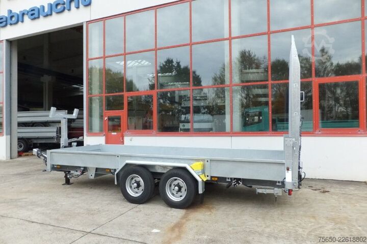 Lågbyggd trailer Möslein TT 11-E6x2  Tieflader für Fräsen breiten Rampen, Neu