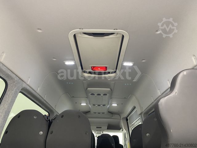 Minibus VOLKSWAGEN Crafter 50 Maxi *Rollstuhl-Rampe* Dachklima+15-S