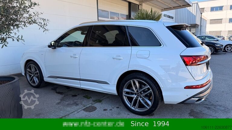Pick-up AUDI Q7 55 TFSI e quattro S-Line HeadUp/Massage/AHK