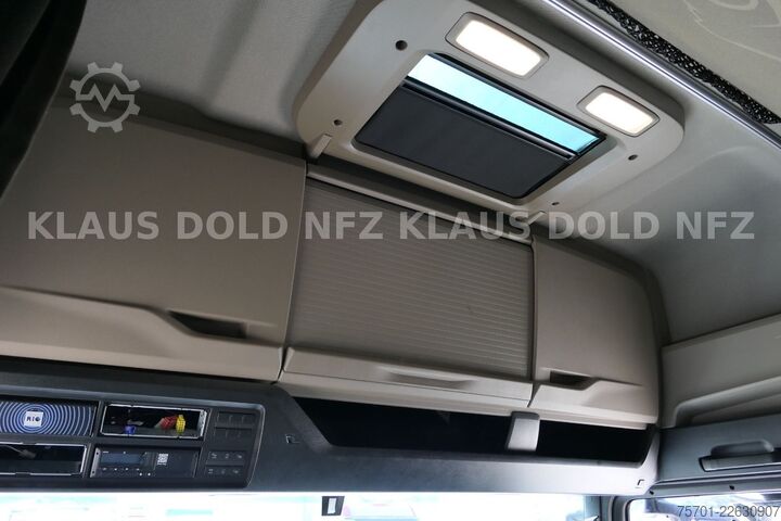 Platós teherautó ponyvával MAN TGX 26.510 PP Retarder XL-Tank Mitnahmestapler