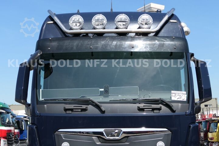 Platós teherautó ponyvával MAN TGX 26.510 PP Retarder XL-Tank Mitnahmestapler