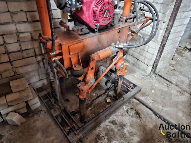 Travers sıkıştırma makinesi  Sleeper tamping machine