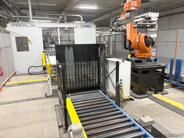 Automatický vrtací a kolíkovací stroj COMEC + KUKA Frontal 1000 3S CN CA + KR 120 R3200 PA