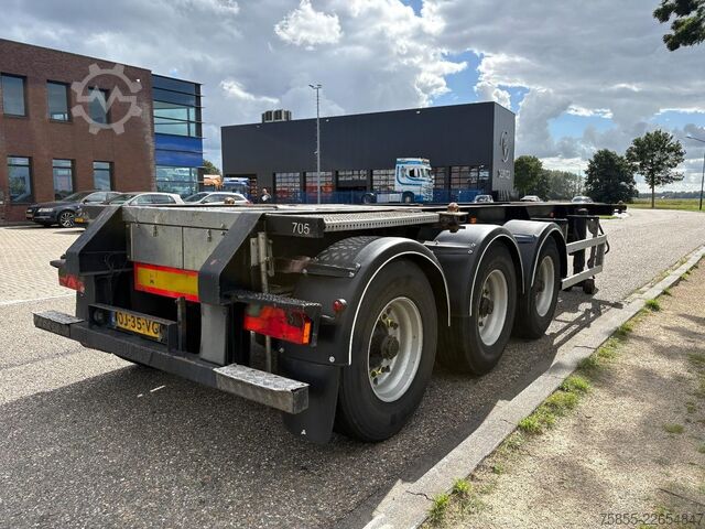 Transport av containrar Burg BPO 12-27 CCXAX 20 FT / Tankcontainer / ADR / A...