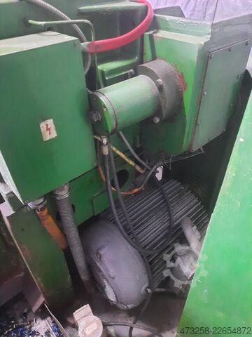 Tokarka uniwersalna TOS SUS 63 630/1250mm