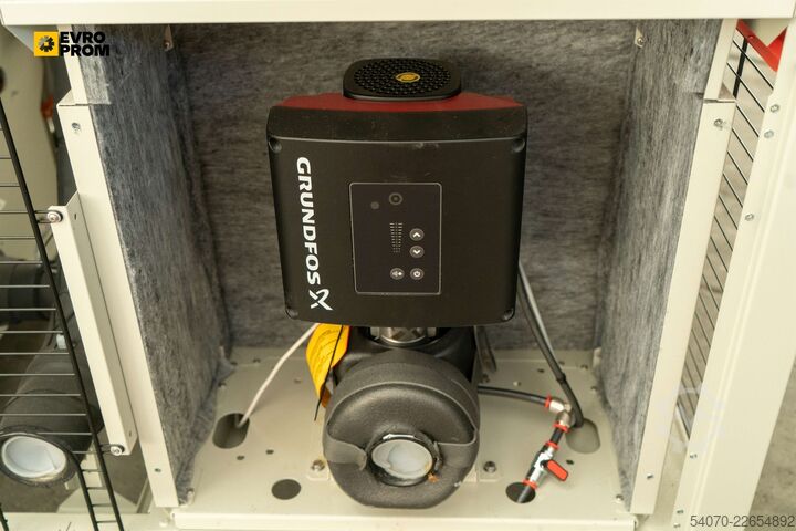 Kühler / Wärmepumpe New Industrial Chiller / Heat pump CLIMAVENETA 66.7/49.4 KW | With warranty