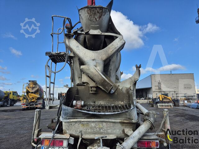 Betonpomp DAF CF85