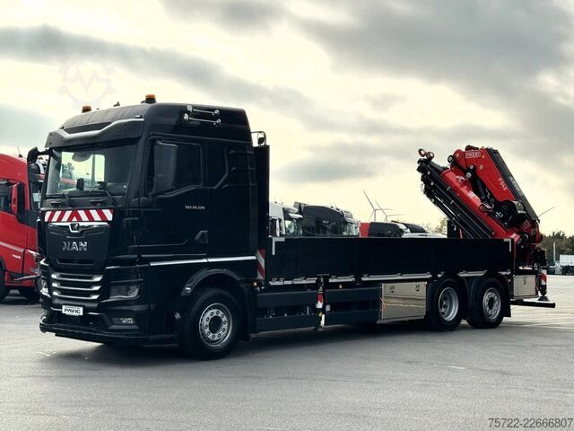 Camião-grua MAN TGX 26.540 6x2-4 LL Containerpritsche Fassi 545