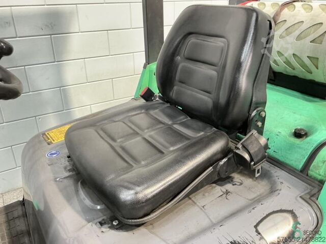 Chariot élévateur Mitsubishi FG30N