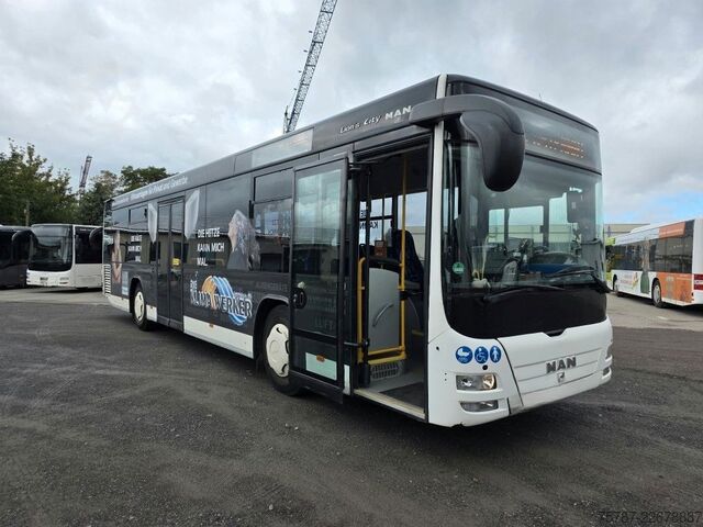 Autocarro interurbano MAN Lions City LE  Überland Niederflurbus 41+40+1+1
