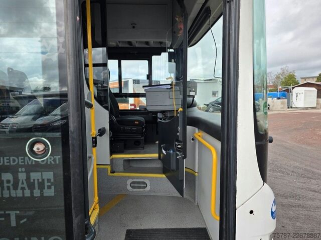 Autocarro interurbano MAN Lions City LE  Überland Niederflurbus 41+40+1+1