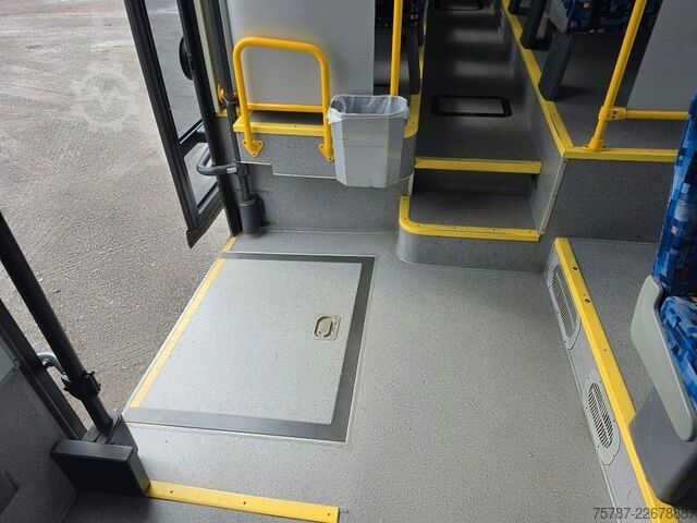 Autocarro interurbano MAN Lions City LE  Überland Niederflurbus 41+40+1+1
