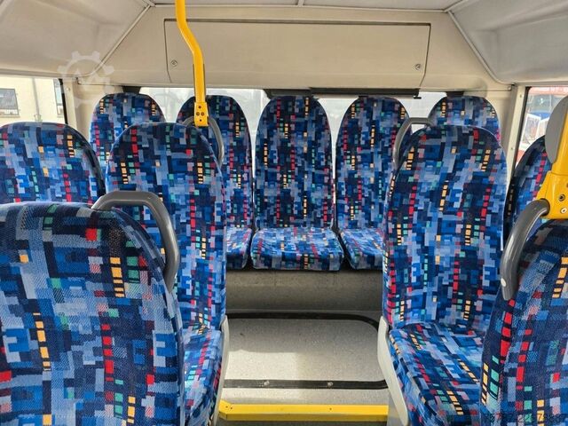 Autocarro interurbano MAN Lions City LE  Überland Niederflurbus 41+40+1+1