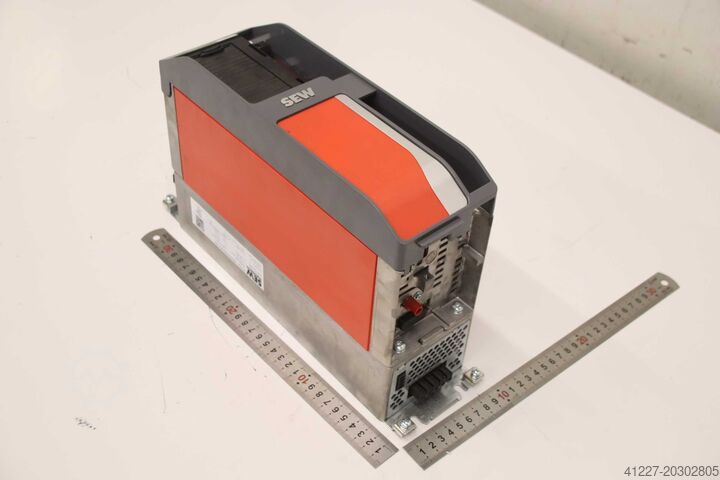 Frekvensomformer 0,55 kW SEW Eurodrive MDX91A-0020-5E3-4-XXX