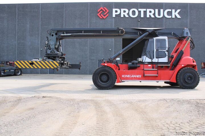 Reachstacker SMV 108 TB6