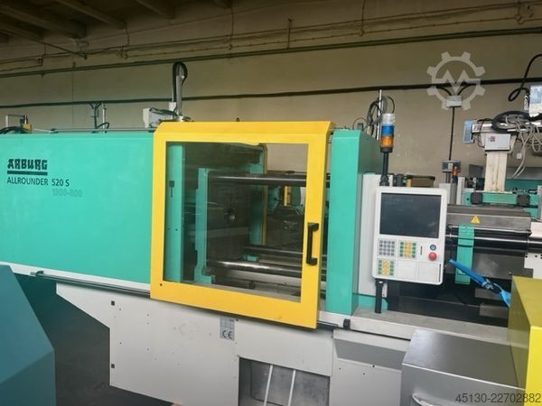 Enjeksiyon kalıplama makinesi Arburg 520S 1300-800