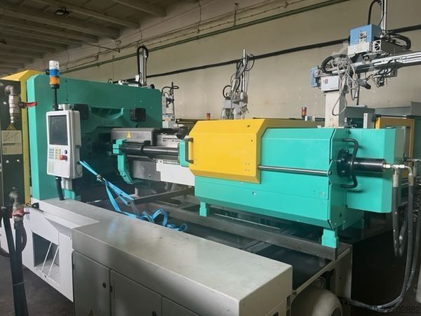 Enjeksiyon kalıplama makinesi Arburg 520S 1300-800