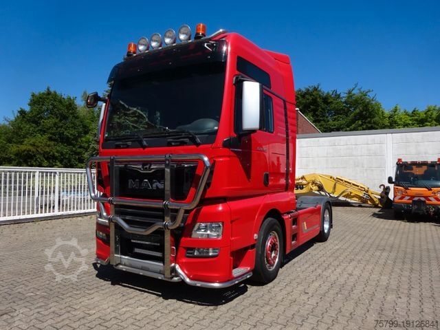 Standard nyergesvontató MAN 18.400 TGX SZM 4x2