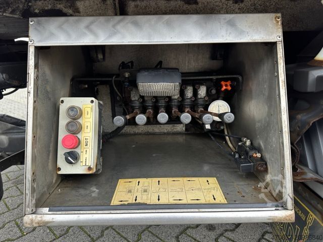 Bjærgningsvogn MERCEDES-BENZ Atego 818 / Hubbrille / Seilwinde